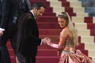 Blake Lively and Reynolds at the 2022 Met Gala (Image via Getty)
